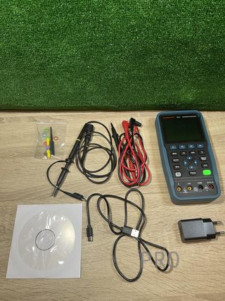 Multímetro y Generador 3-in-1 HANMATEK