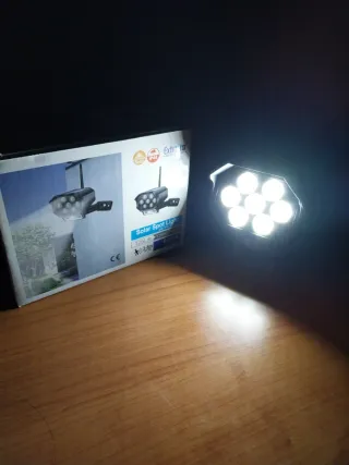 Luz Solar Falsa Cámara Seguridad ExtraStar