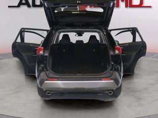 Toyota Rav4 2.5l 220H Advance