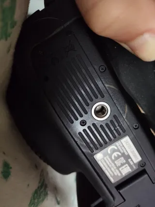 Cámara Reflex Canon 6D - 27000 disparos