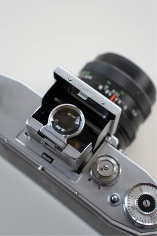 Cámara analógica Praktiflex FX (Leer)