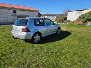 Volkswagen Golf 2001