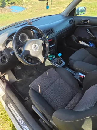 Volkswagen Golf 2001