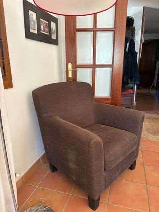 Sillón individual tapizado marrón