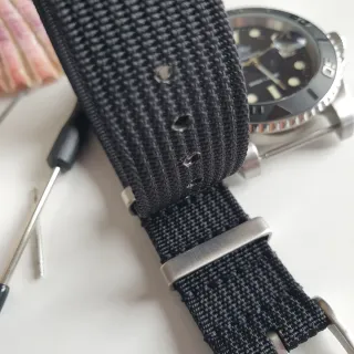 Correa de reloj nato militar, negra, acanalada, 20