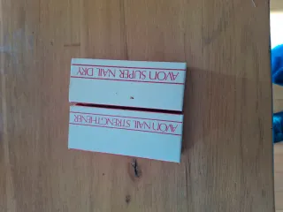 Avon Vintage Nail Care Set