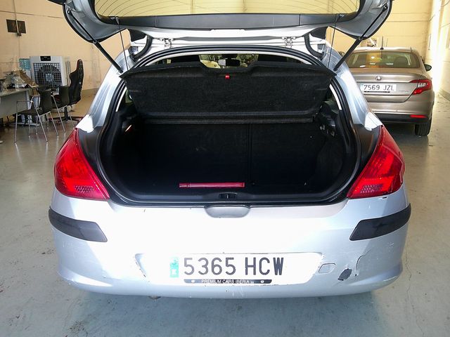 Peugeot 308 2011