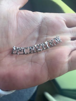 Nombre en oro de 18 quilates – pieza única persona