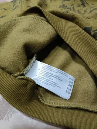 Sudadera estampada Mayoral con capucha. Talla 2