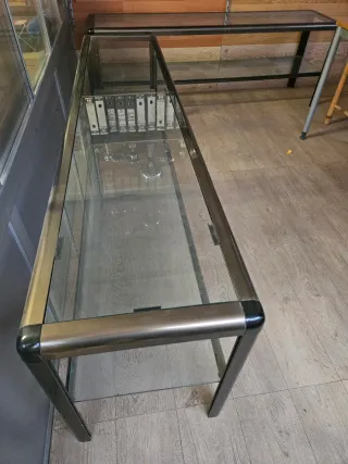 2 Escritorios de oficina y 2 sillas azules 200€