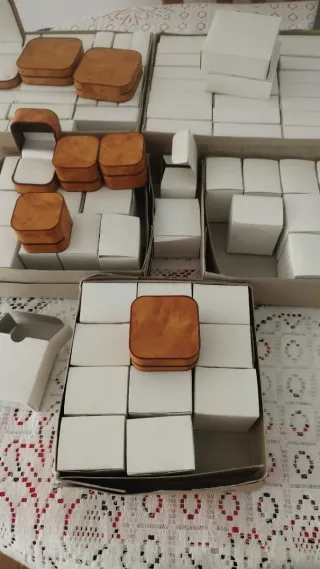 Cajitas de color madera para joyas