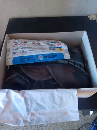 Zapatos de seguridad Cofra Talla 44