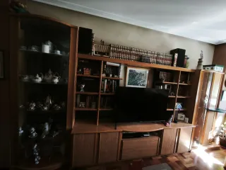 Mueble Salón Vitrina Madera y Cristal