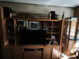 Mueble Salón Vitrina Madera y Cristal