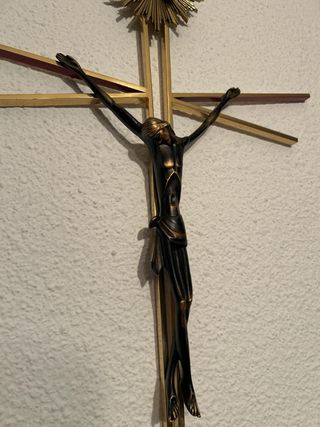 Cristo antiguo de bronce