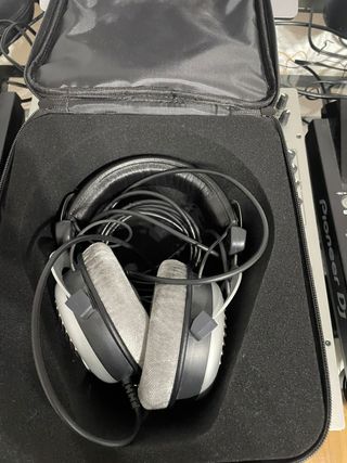 Beyerdynamic DT 990 Auriculares