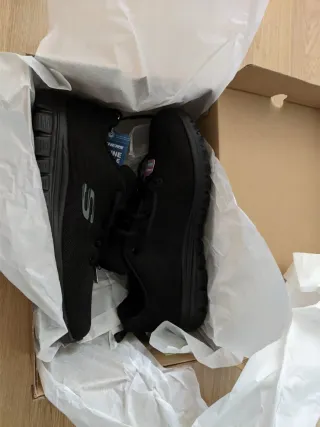 Skechers Arch Fit Talla 41 Negro