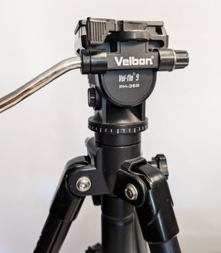 Trípode Vídeo Velbon DV7000