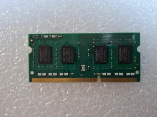 RAM para portátil Kingston 4 gb DDR3L