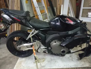 Honda CBR 1000RR muy pocos kilómetros