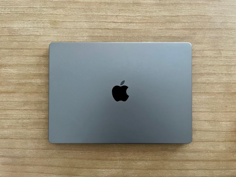 MacBook Pro M2 Pro 14” 16GB 512GB - Impecable