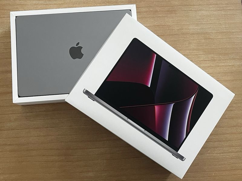 MacBook Pro M2 Pro 14” 16GB 512GB - Impecable afbeelding 2