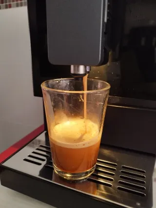 Cafetera superautomática Cecotec Cremmaet Latte