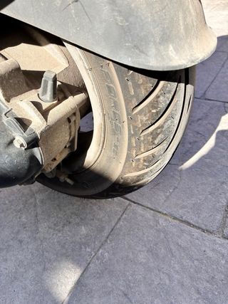 Aprilia custom scooter de 125.