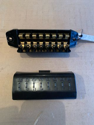 Caja Fusibles Seat 124/127/850