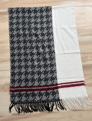 Lote 2 Bufandas Invierno: Pata de Gallo y Cuadros