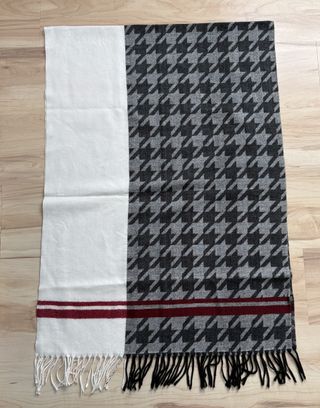 Lote 2 Bufandas Invierno: Pata de Gallo y Cuadros