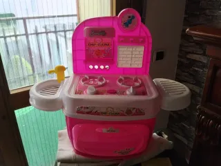 Mini cucina giocattolo in plastica