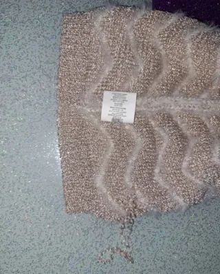 Cappello donna lana bianco e oro