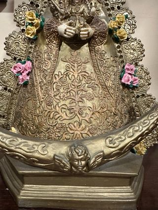 Escultura Virgen del Rocío Dorada