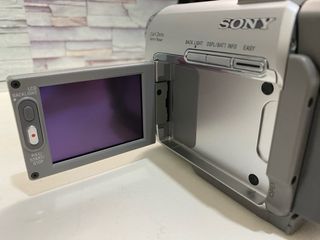 Cámara Sony HandyCam HC30E Plata