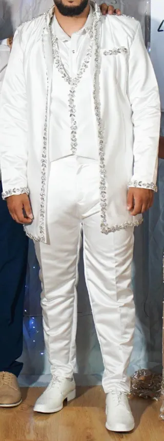 Traje de Novio Blanco Brillante