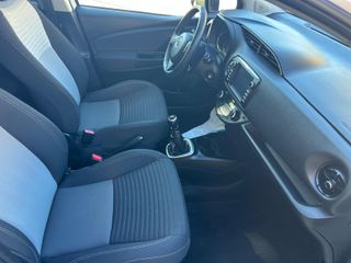 Toyota Yaris 2017 110cv etiqueta c