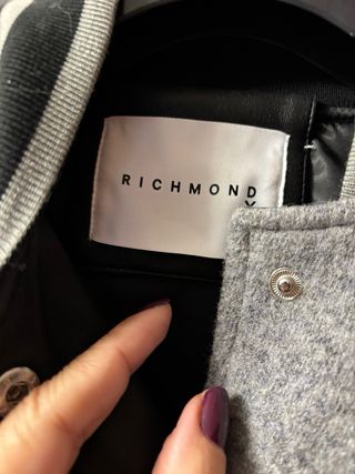 Giubbotto college Richmond grigio/nero