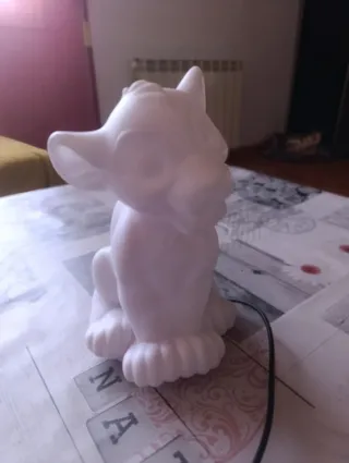 Lámpara infantil de mesita Rey León