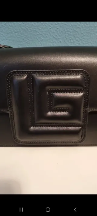 Bolso bandolera Guy Laroche negro