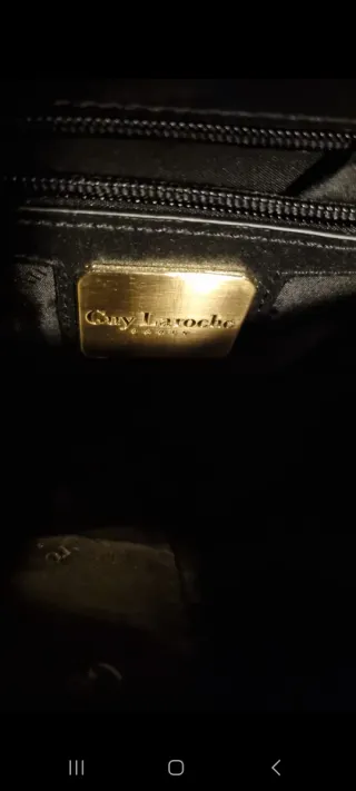 Bolso bandolera Guy Laroche negro