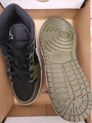 Zapatillas Nike Air Jordan 1 MID Originales