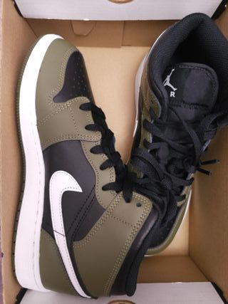 Zapatillas Nike Air Jordan 1 MID Originales
