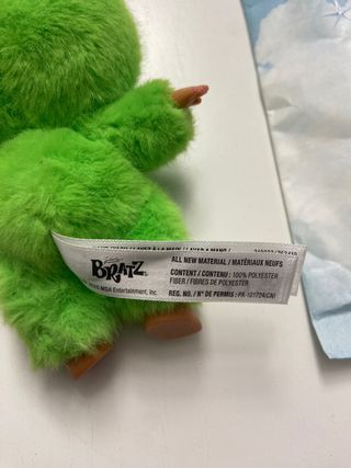 Bratz Bratzie Yasmin Peluche Rana