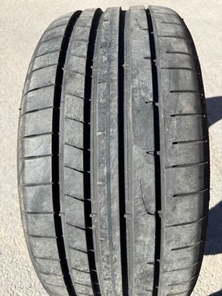 Neumático Dunlop Sport Maxx RT2 255/40 R20 101Y