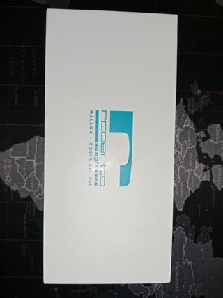 Gafas de sol  negras y marrones