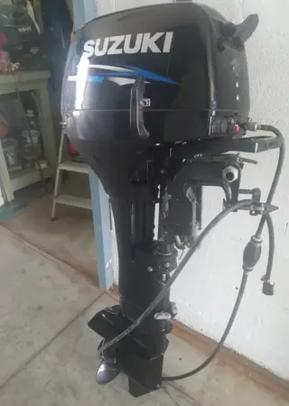 Motor Suzuki 15 CV