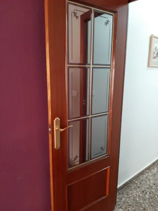 2 Puertas Cristal + 4 Puertas Habitación