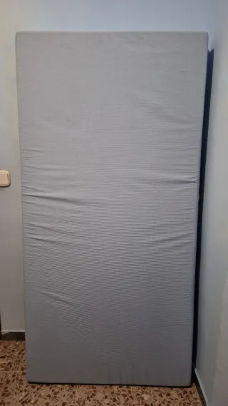 Materassino in schiuma resistente 90cm