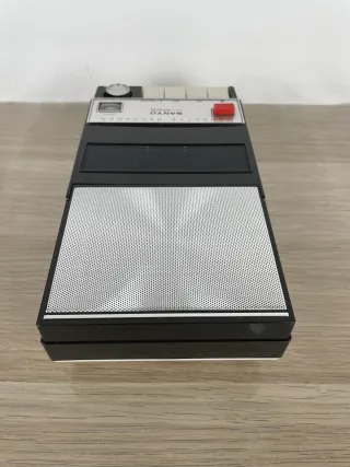 Registratore Sanyo M-26 Cassette Tape Recorder